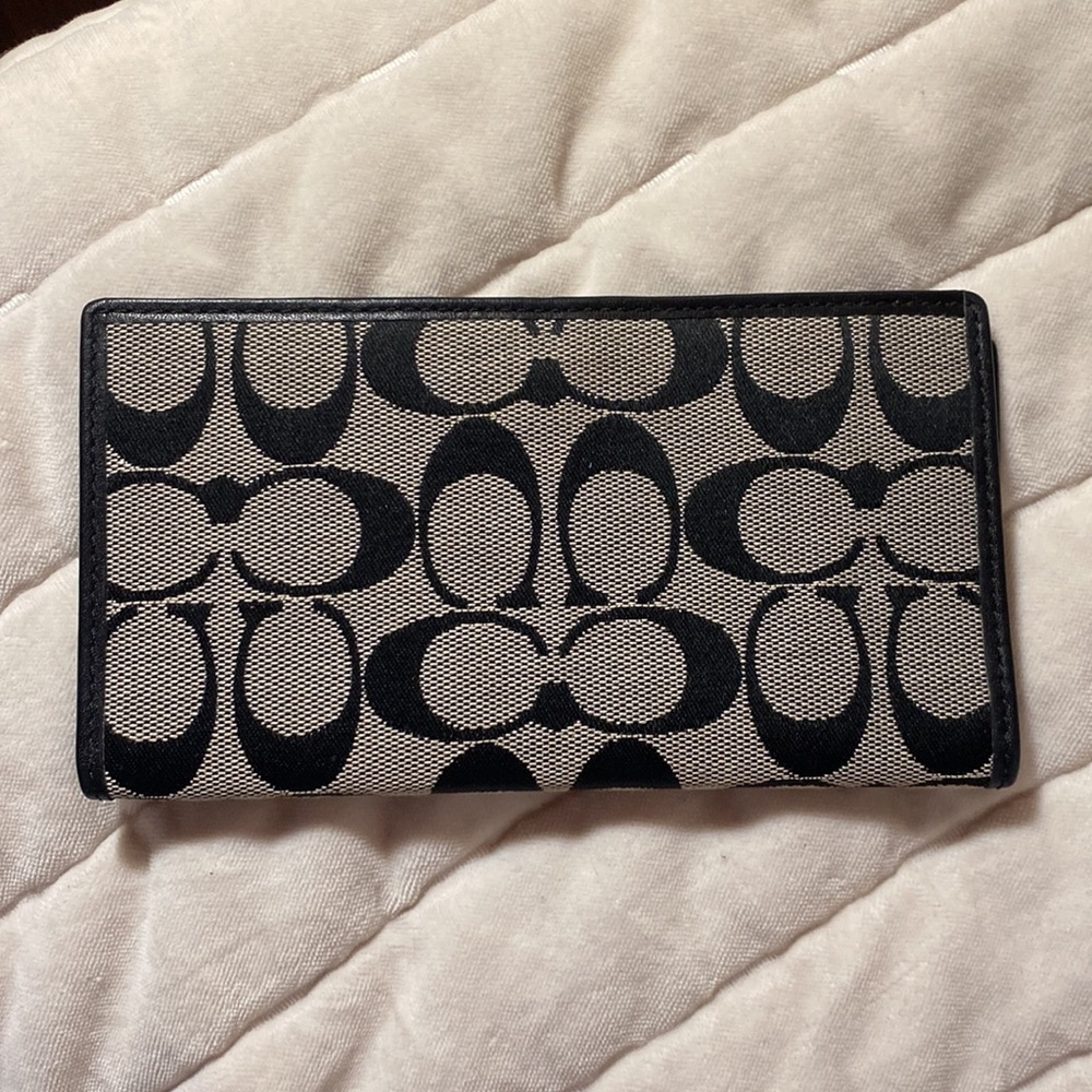 Coach Wallet - Picture 2 of 3